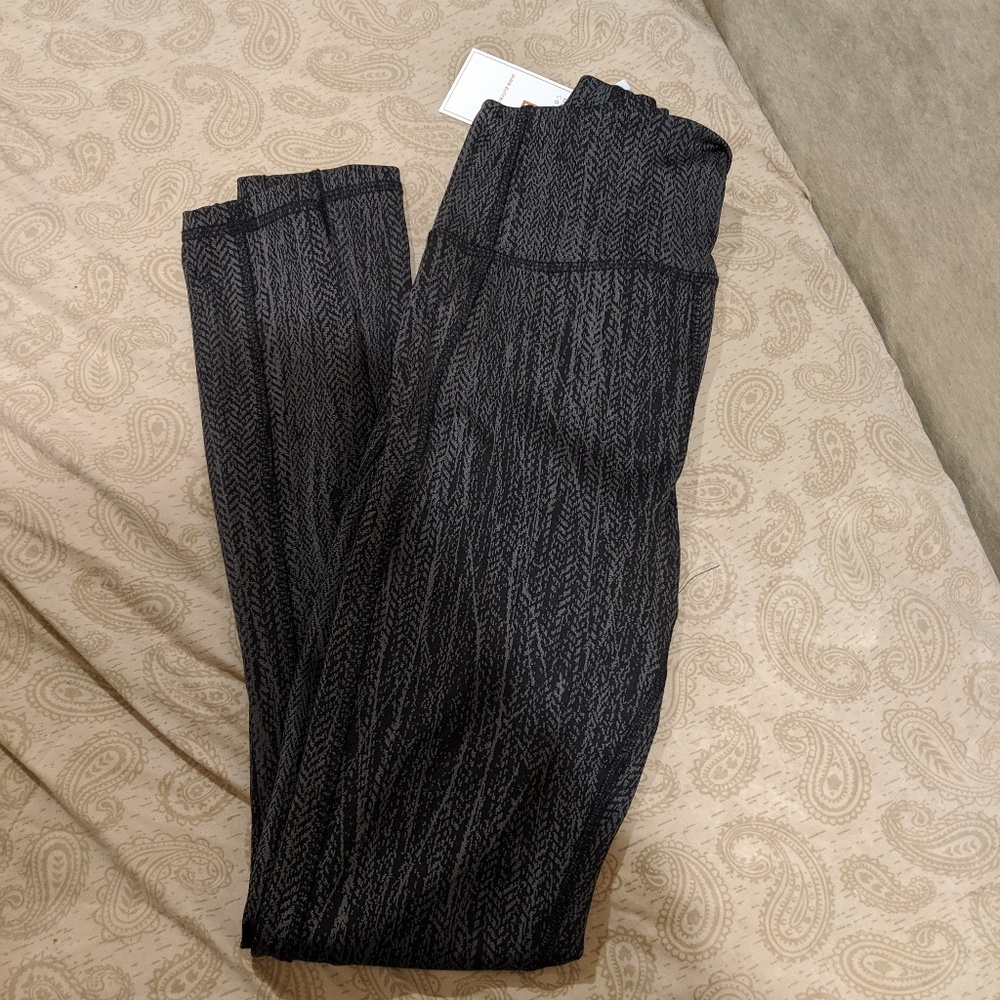 NWT Buffbunny Jacquard Leggings